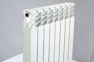 散热器 电子设备中不可或缺的热管理核心